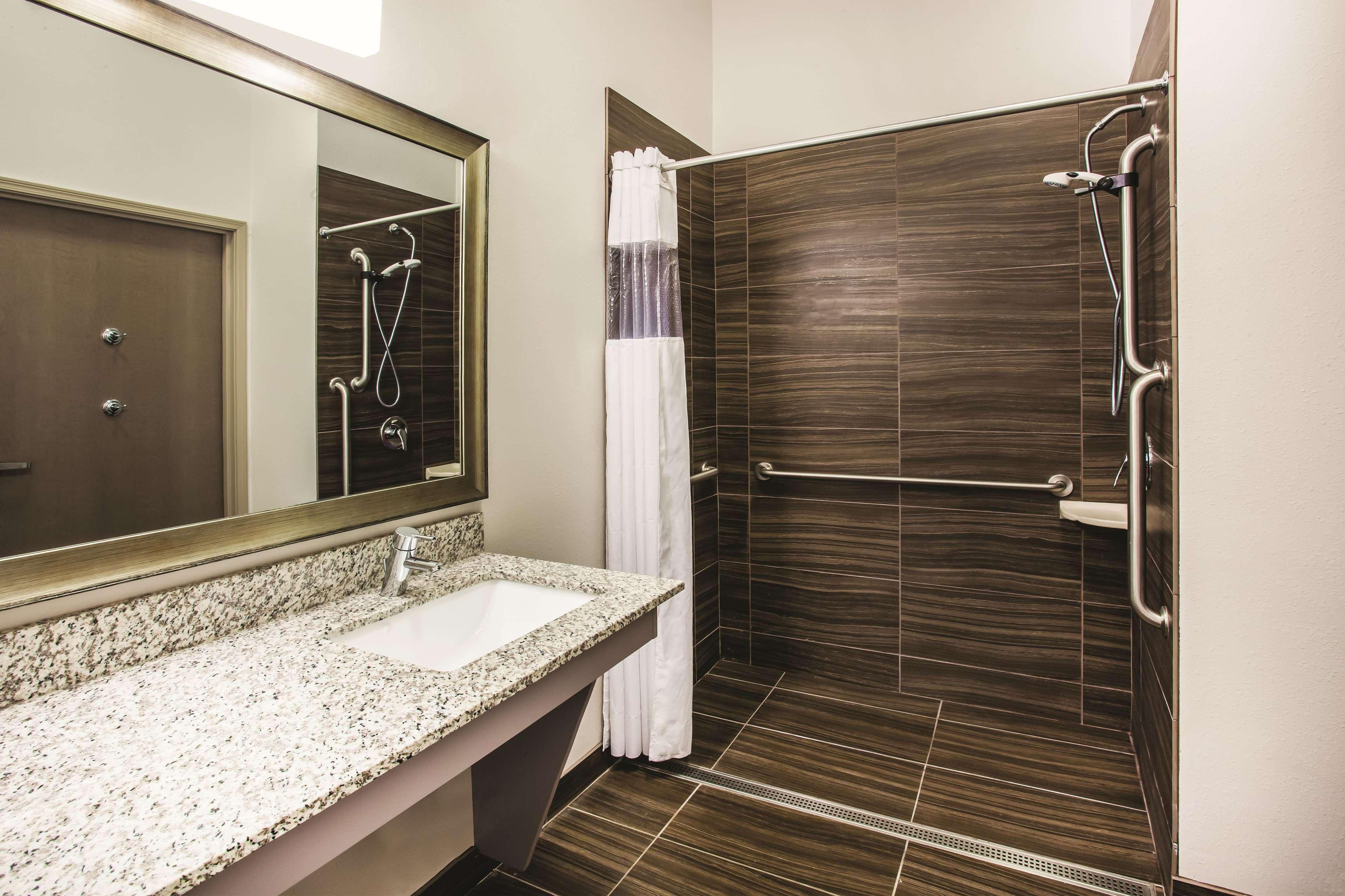 Hotel La Quinta By Wyndham St. Paul-Woodbury Extérieur photo