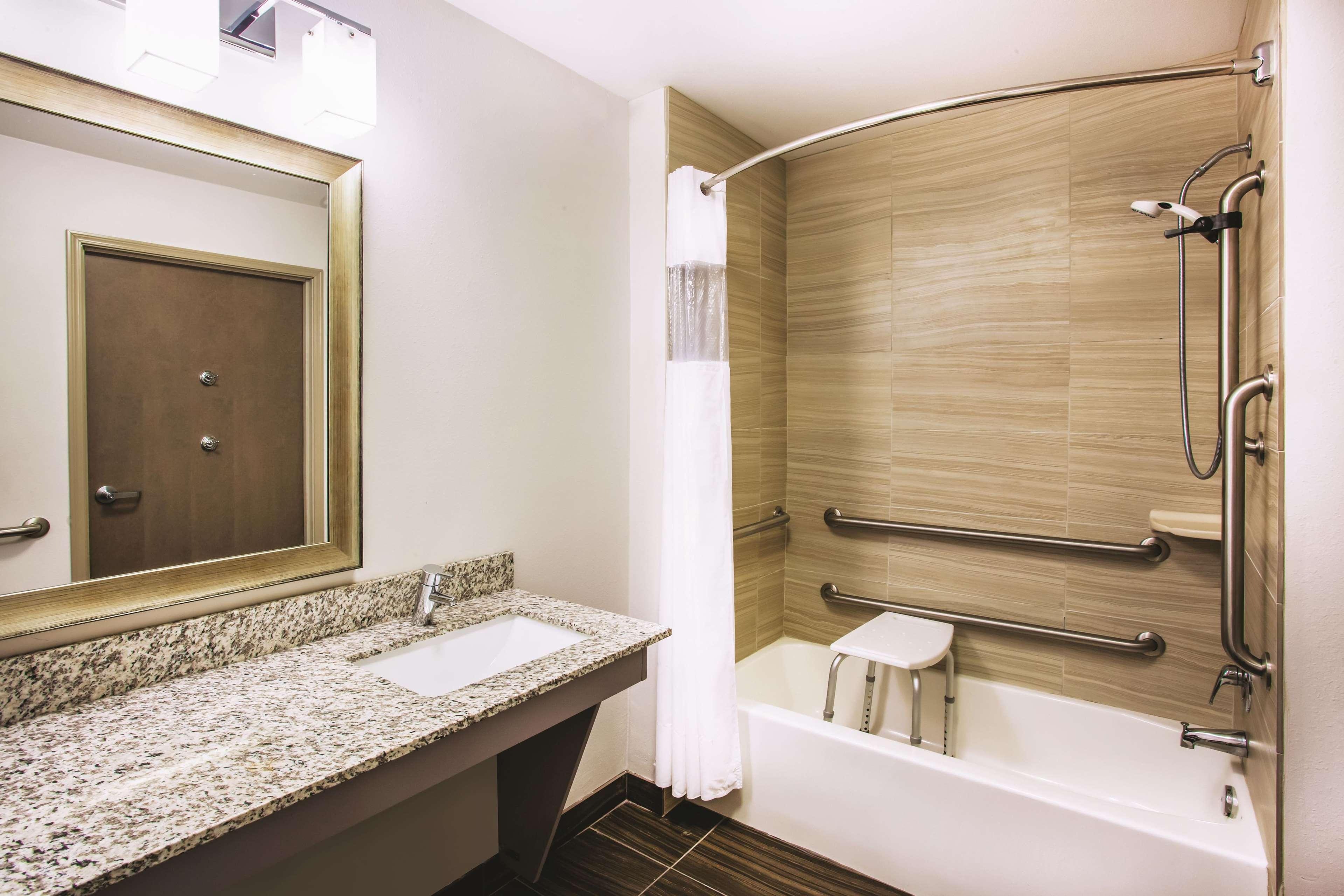 Hotel La Quinta By Wyndham St. Paul-Woodbury Extérieur photo
